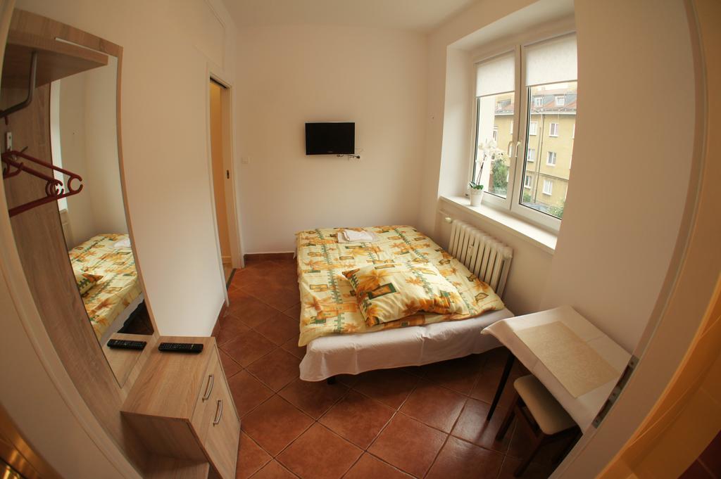 Apartament Poznan Jezyce Buitenkant foto
